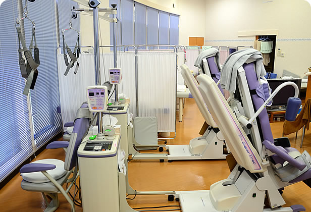 医院紹介骨盤・頚椎牽引器画像